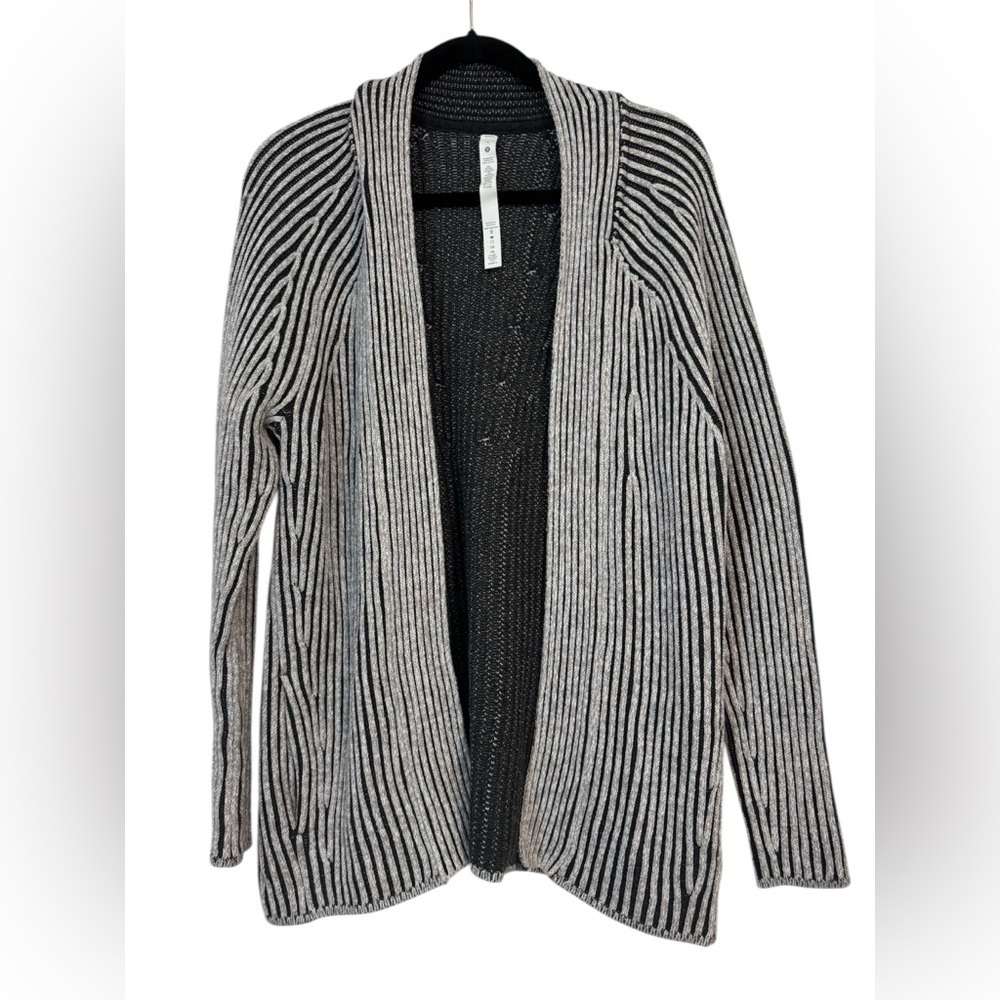 Lululemon Cotton-Cashmere Blend Sweater Wrap - Picture 7 of 9